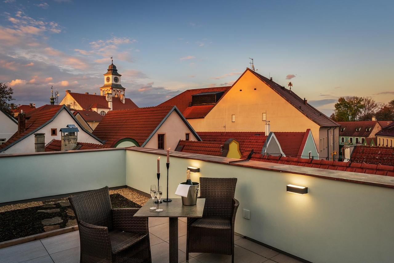 Hotel Bily Jednorozec Třeboň 外观 照片
