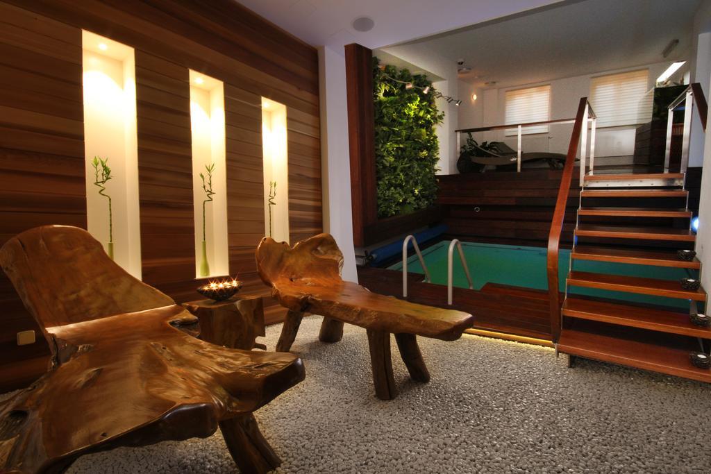 Hotel Bily Jednorozec Třeboň 外观 照片